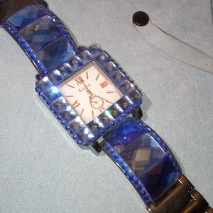 Vintage Women's "Kaixin" Crystal Gem On Bezel & Band Quartz Watch